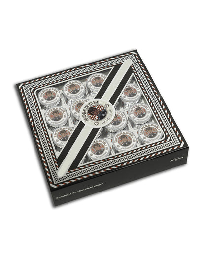 Chocolate Avianense ou Bombons Imperior, mais de um século de tradição da Avianense, unindo sabor, arte e identidade minhota num tributo à cidade de Viana do Castelo. Cada tablete de chocolate Avianenese e bombom é uma expressão de cultura, memória e doçura que resiste ao tempo.