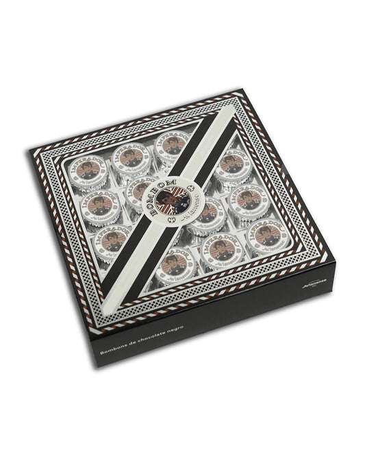 Chocolate Avianense ou Bombons Imperior, mais de um século de tradição da Avianense, unindo sabor, arte e identidade minhota num tributo à cidade de Viana do Castelo. Cada tablete de chocolate Avianenese e bombom é uma expressão de cultura, memória e doçura que resiste ao tempo.