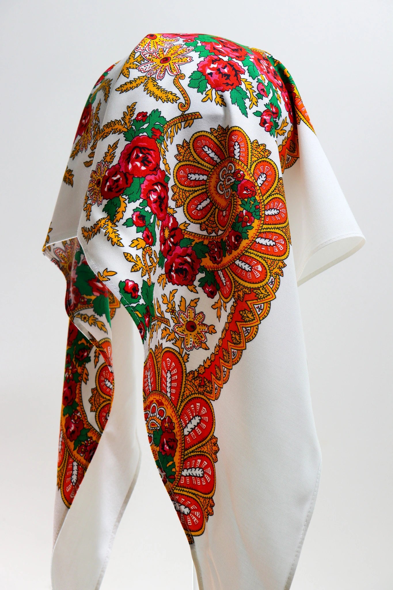 Lenço de Viana - Tipo Vianense - Meio Lenço Vianense sem Franja - Vermelho