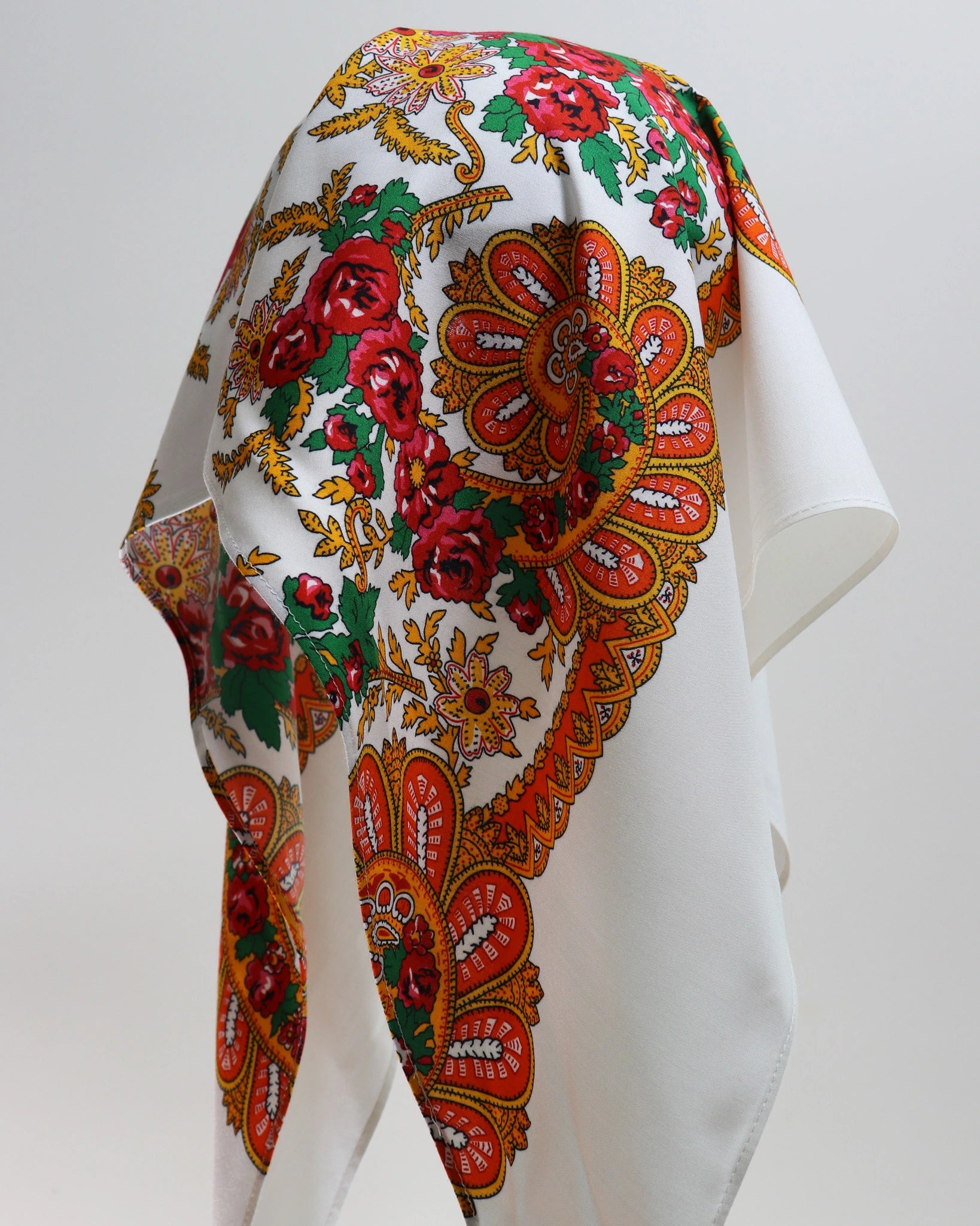 Lenço de Viana - Tipo Vianense - Meio Lenço Vianense sem Franja - Branco