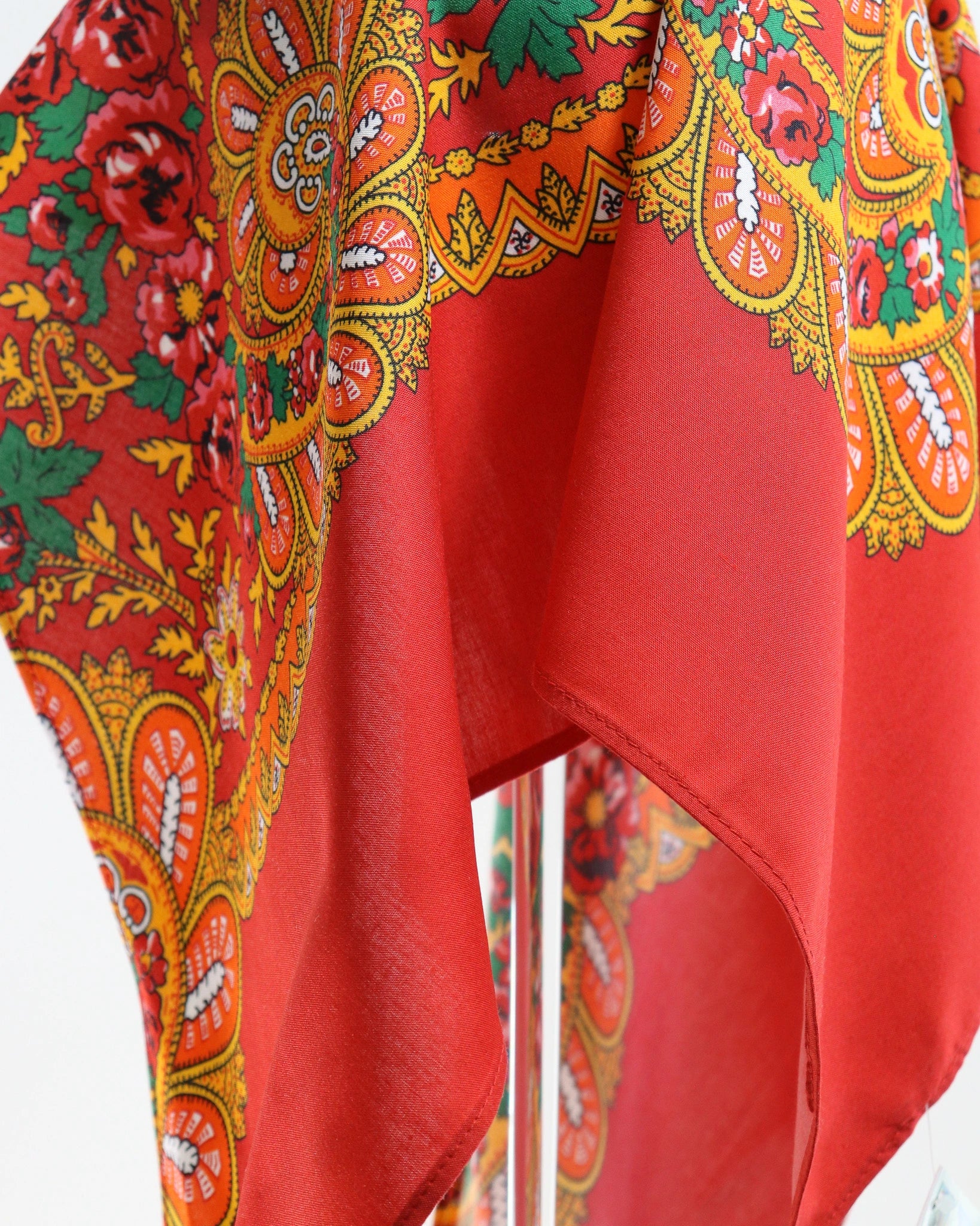 Lenço de Viana - Tipo Vianense - Meio Lenço Vianense sem Franja - Vermelho