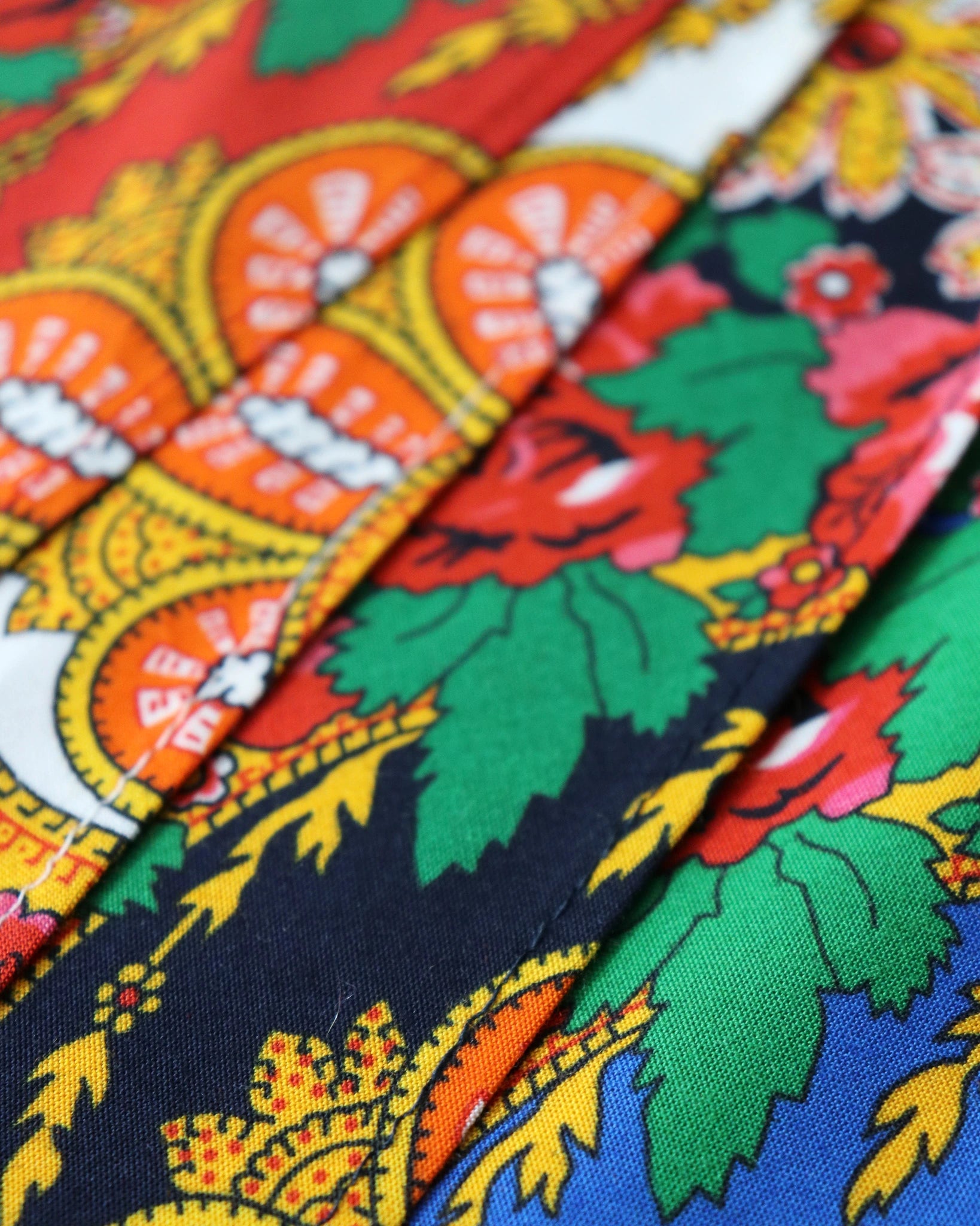 Lenço de Viana - Tipo Vianense - Meio Lenço Vianense sem Franja - Vermelho